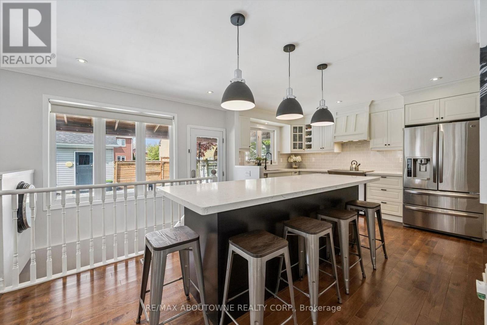 2500 Sixth Line, Oakville, Ontario  L6H 5Z8 - Photo 15 - W13128082