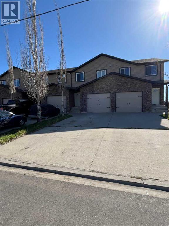 168 3 Street, Cardston, Alberta  T0K 0K0 - Photo 2 - A2314478
