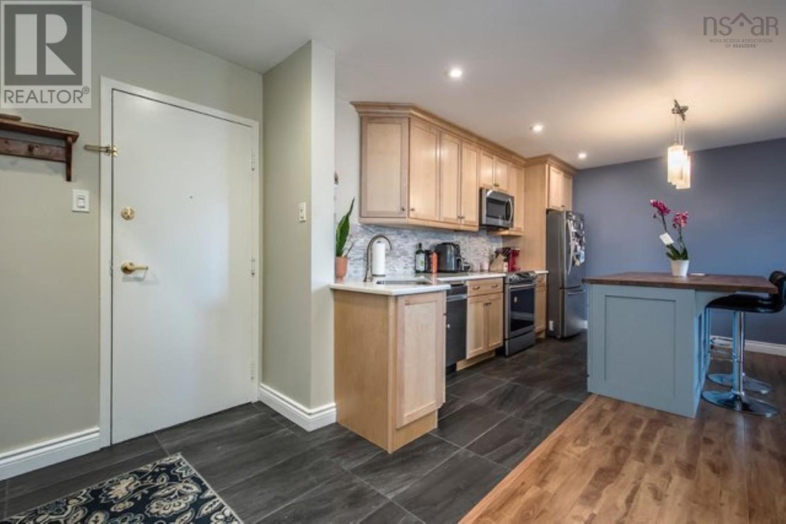 310-7 Jamieson Street, Dartmouth, Nova Scotia  B3A 4L2 - Photo 3 - 202526536