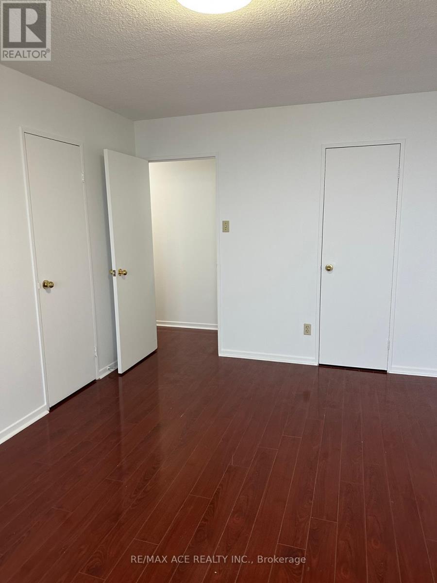 2807 - 10 Tangreen Court, Toronto, Ontario  M2M 4B9 - Photo 11 - C13170768