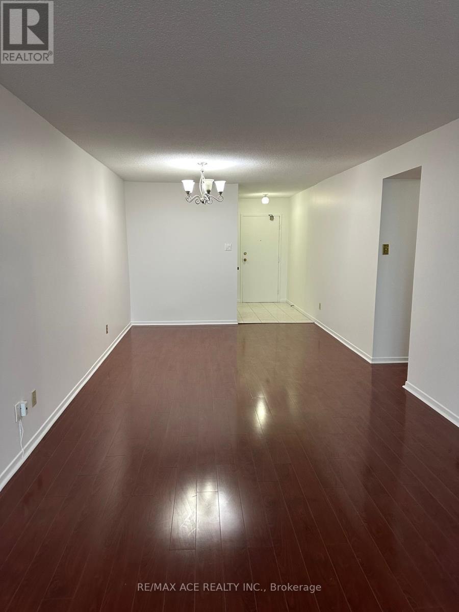 2807 - 10 Tangreen Court, Toronto, Ontario  M2M 4B9 - Photo 6 - C13170768