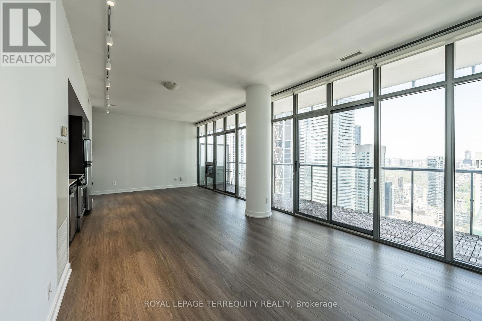4008 - 33 Charles Street E, Toronto, Ontario  M4Y 0A2 - Photo 5 - C13170896