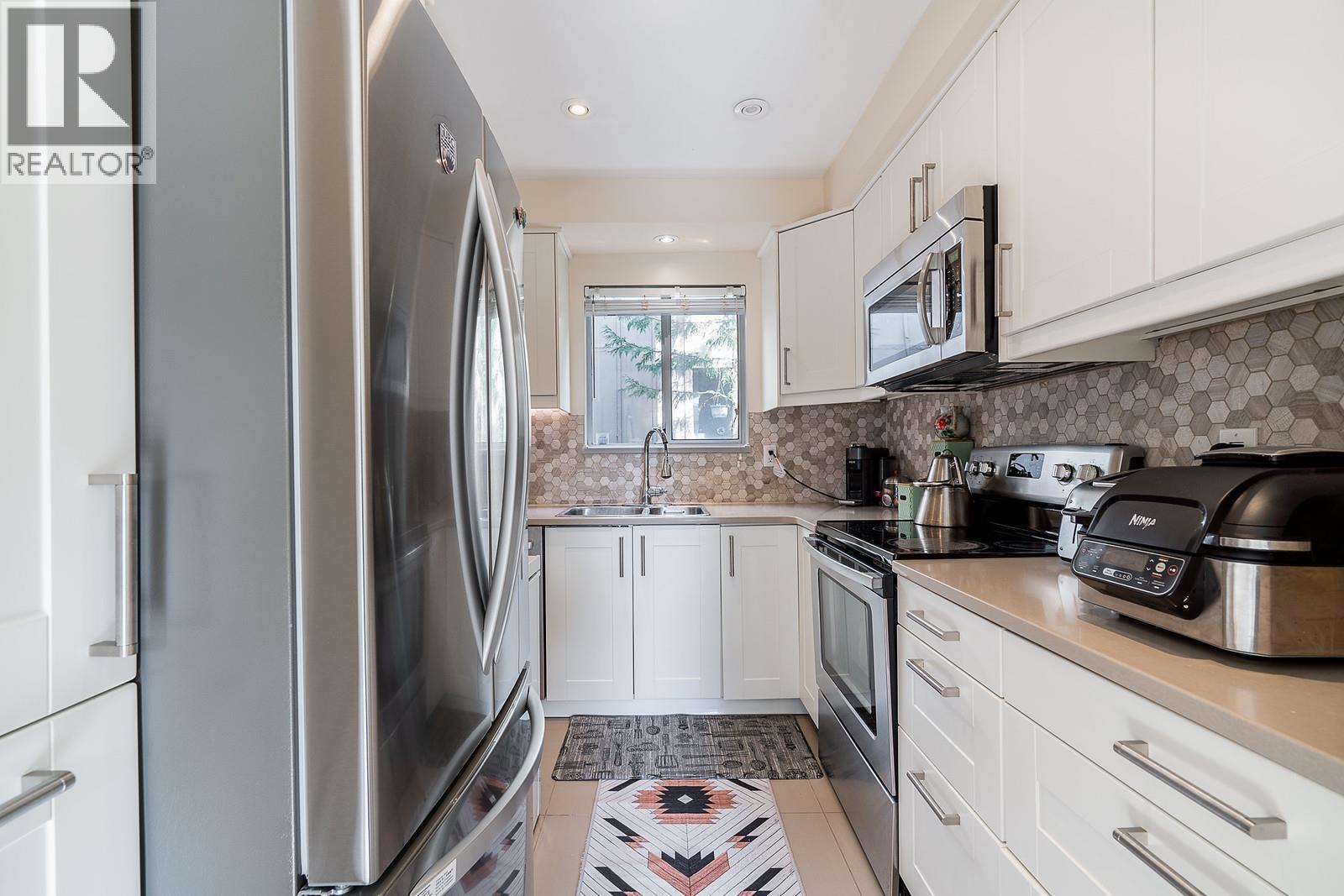 42 900 W 17th Street, North Vancouver, British Columbia  V7P 3K5 - Photo 11 - R3127340