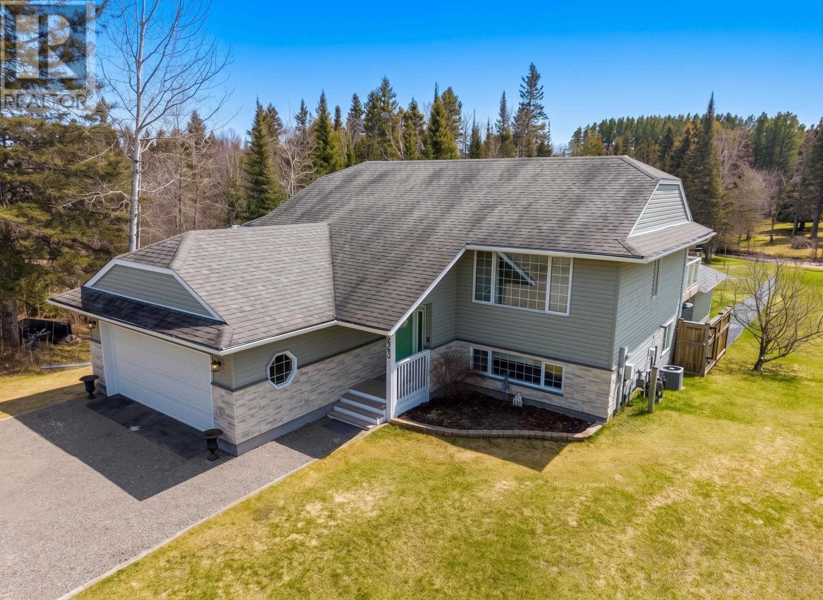 1843 Marquis Dr, Thunder Bay, Ontario  P7G 2J2 - Photo 3 - TB2601180