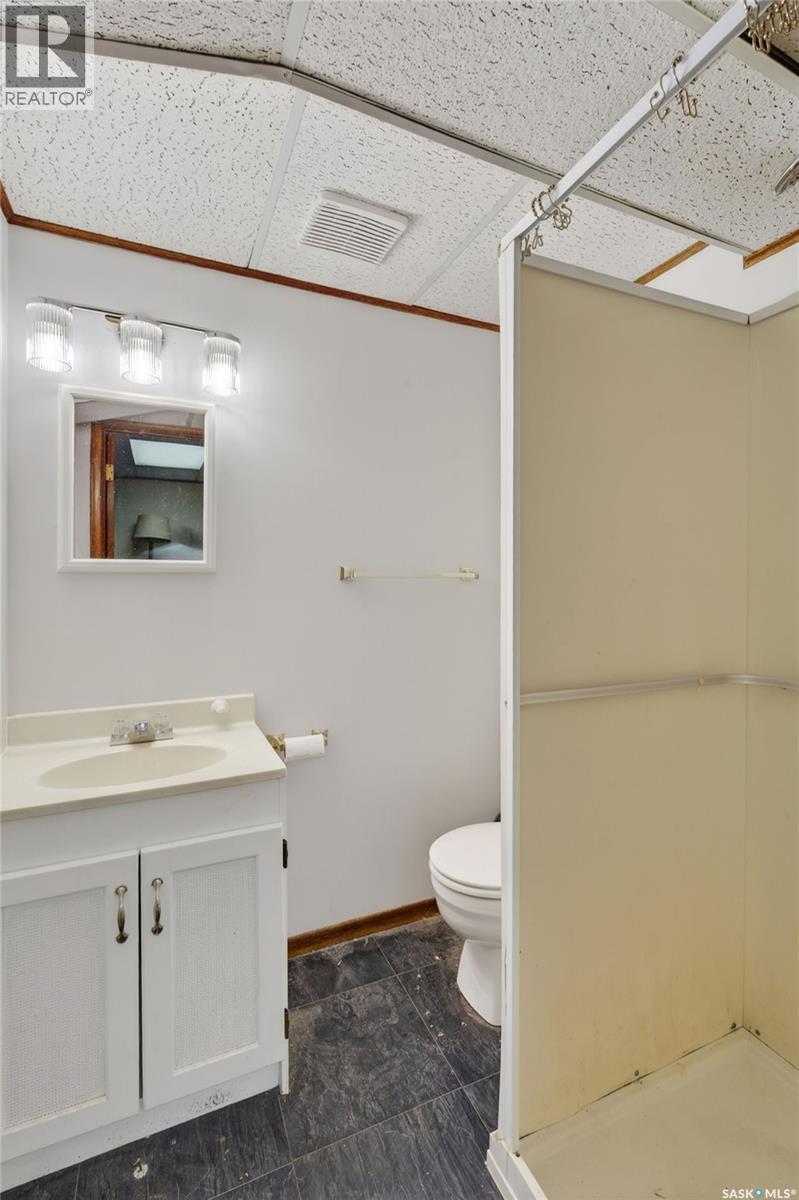413 Vancouver Avenue N, Saskatoon, Saskatchewan  S7L 4J8 - Photo 28 - SK037044