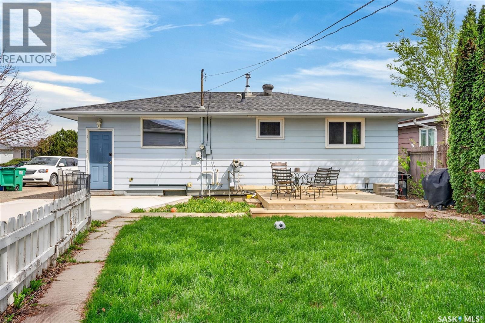413 Vancouver Avenue N, Saskatoon, Saskatchewan  S7L 4J8 - Photo 34 - SK037044