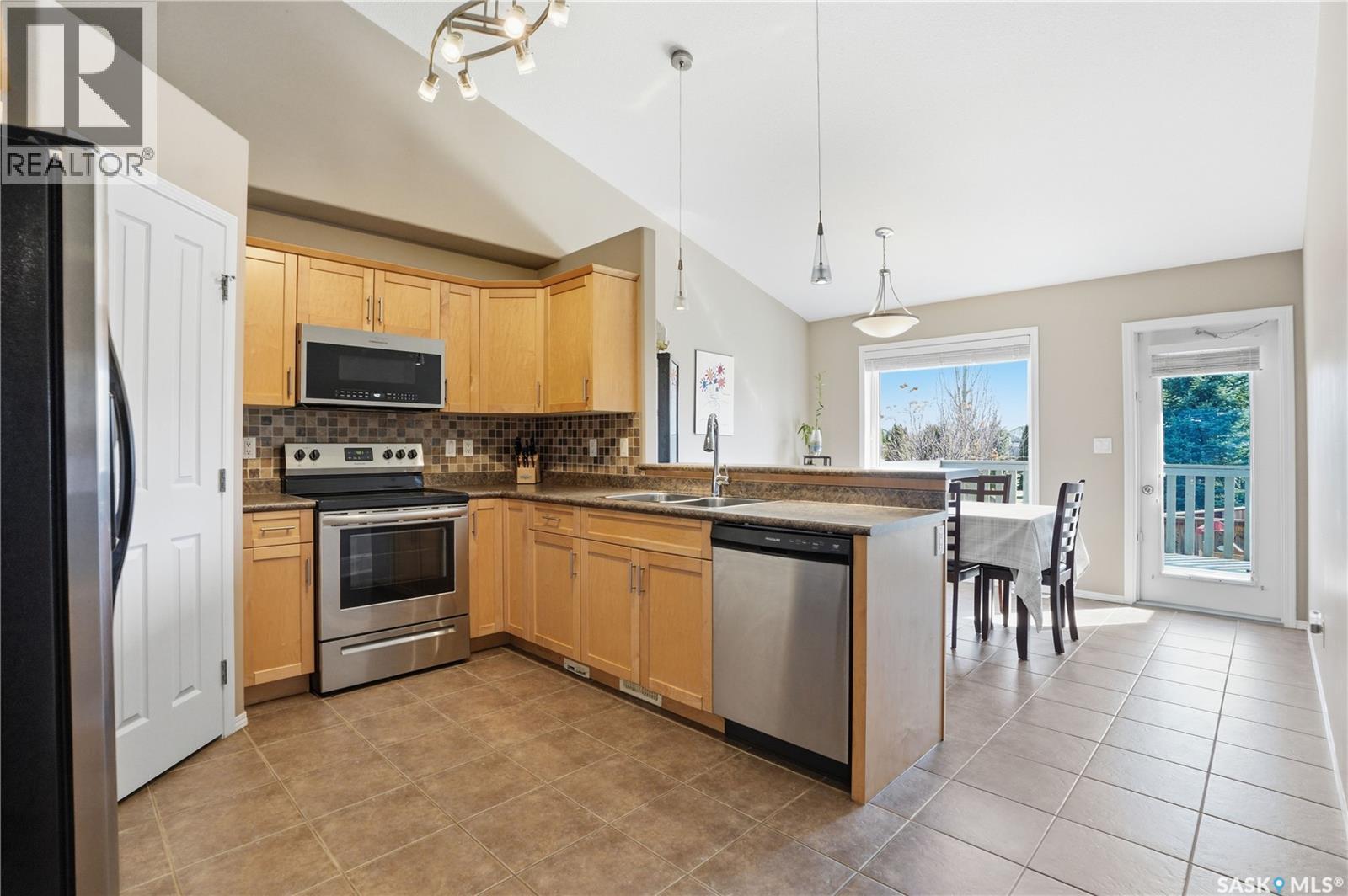 114 Fawcett Crescent, Saskatoon, Saskatchewan  S7T 0G1 - Photo 7 - SK037024