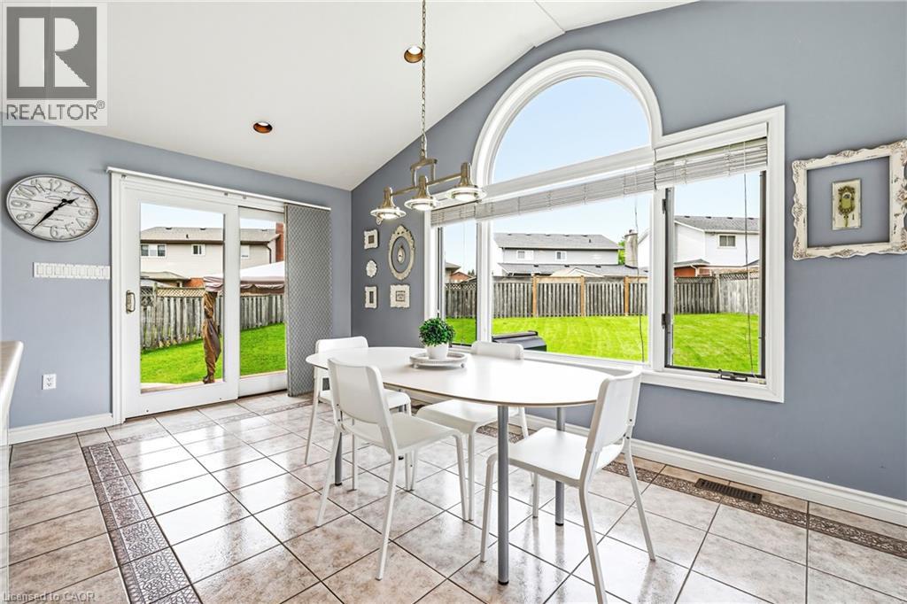 301 Parkwood Crescent, Hamilton, Ontario  L8V 5B5 - Photo 12 - 40829593