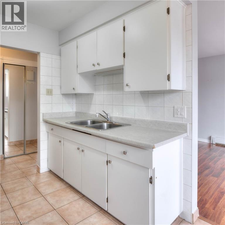 371 Dale Crescent Unit# 6, Waterloo, Ontario  N2J 3Y6 - Photo 10 - 40832223