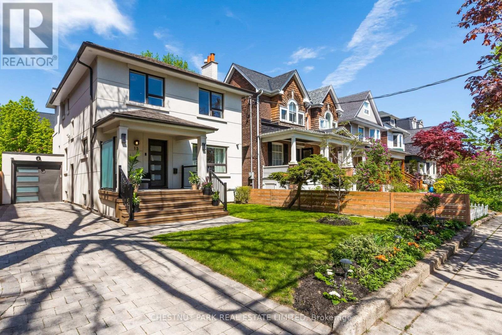 15 EDGEWOOD AVENUE, Toronto, Ontario