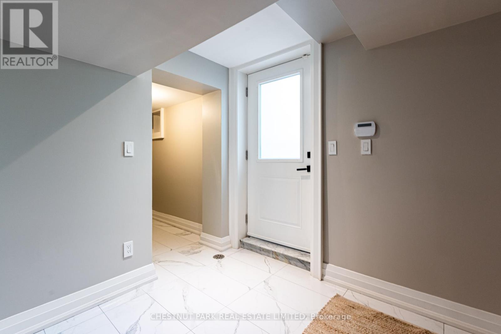 15 Edgewood Avenue, Toronto, Ontario  M4L 3G8 - Photo 33 - E13170754
