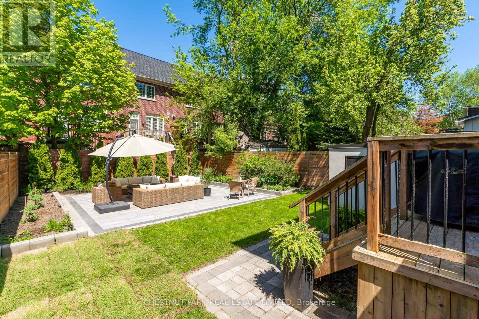 15 Edgewood Avenue, Toronto, Ontario  M4L 3G8 - Photo 35 - E13170754