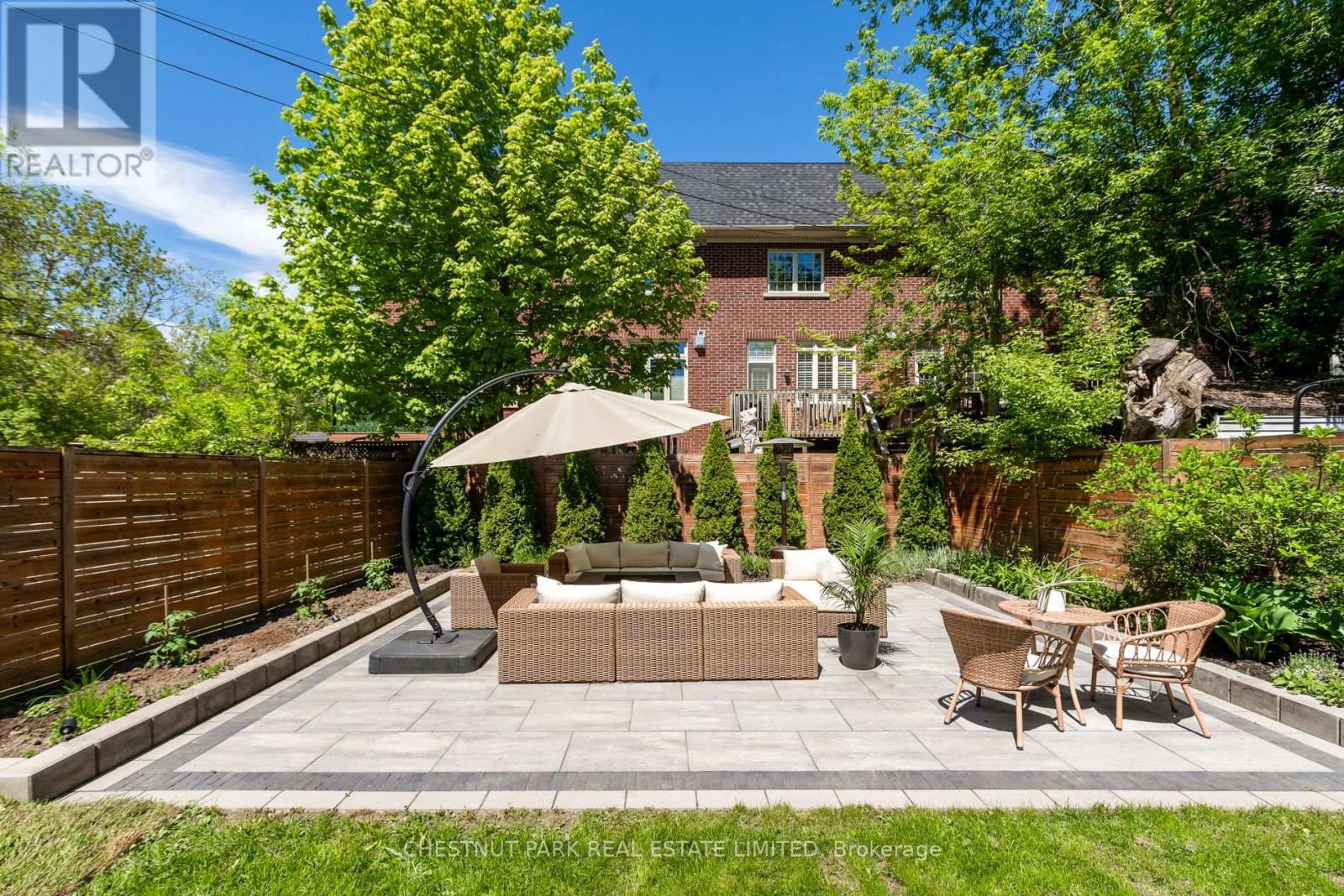 15 Edgewood Avenue, Toronto, Ontario  M4L 3G8 - Photo 36 - E13170754
