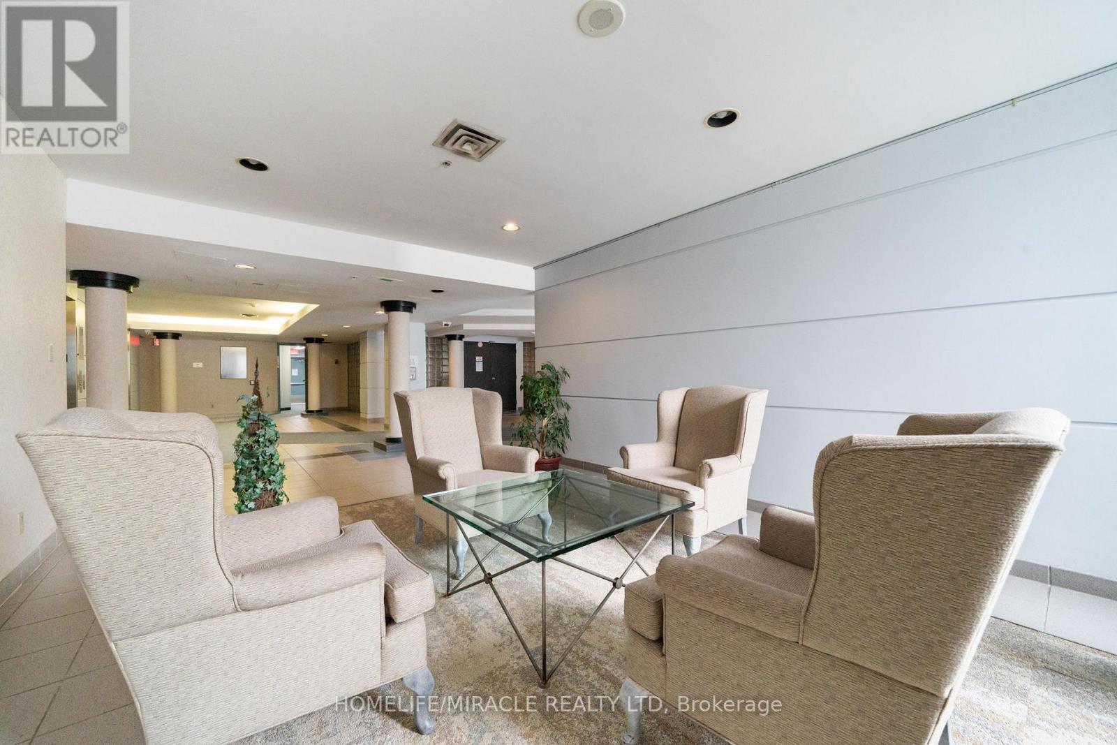 201 - 90 Dale Avenue, Toronto, Ontario  M1J 3N4 - Photo 4 - E13170764