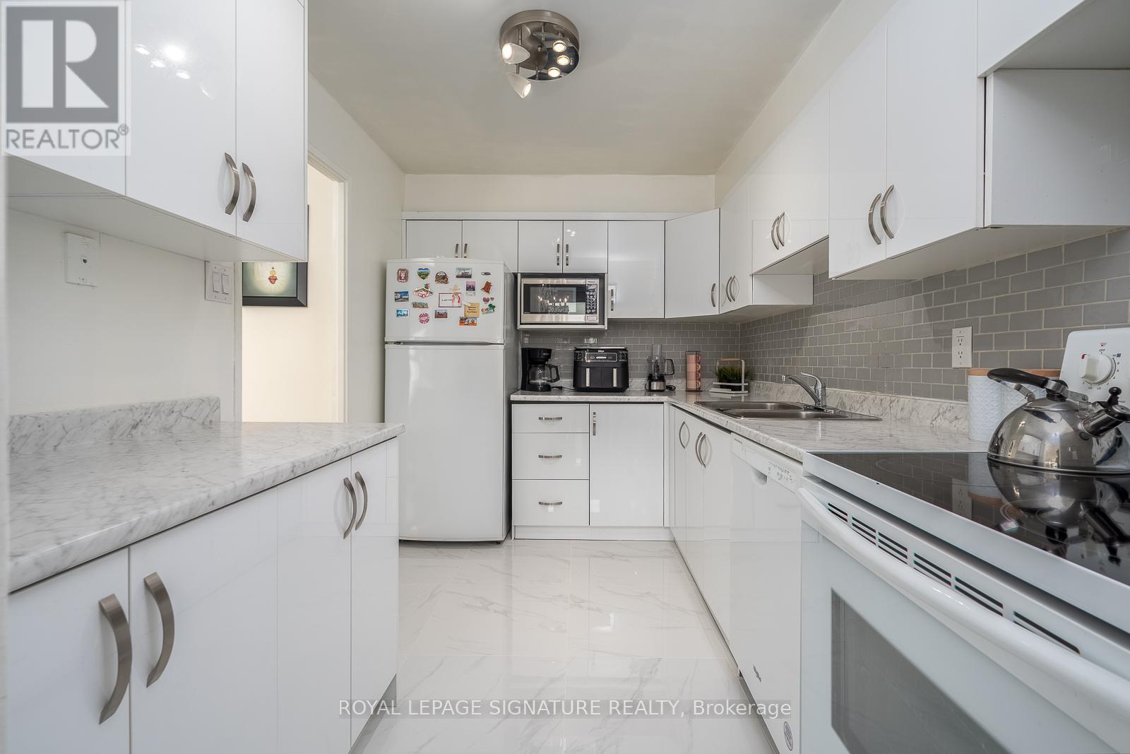 1110 - 120 Dundalk Drive, Toronto, Ontario  M1P 4V9 - Photo 22 - E13170810