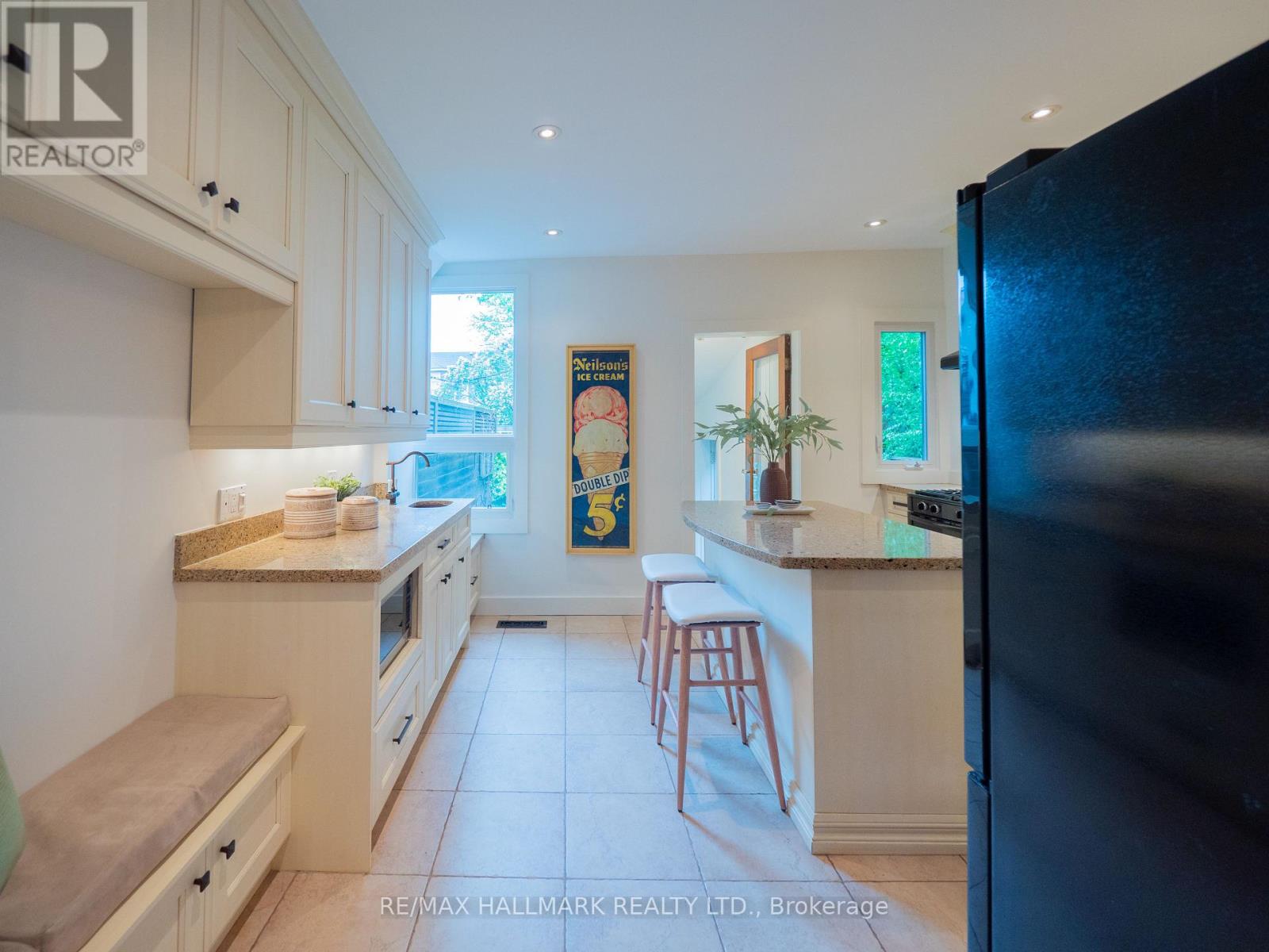77 Mcgee Street, Toronto, Ontario  M4M 2L1 - Photo 14 - E13170836