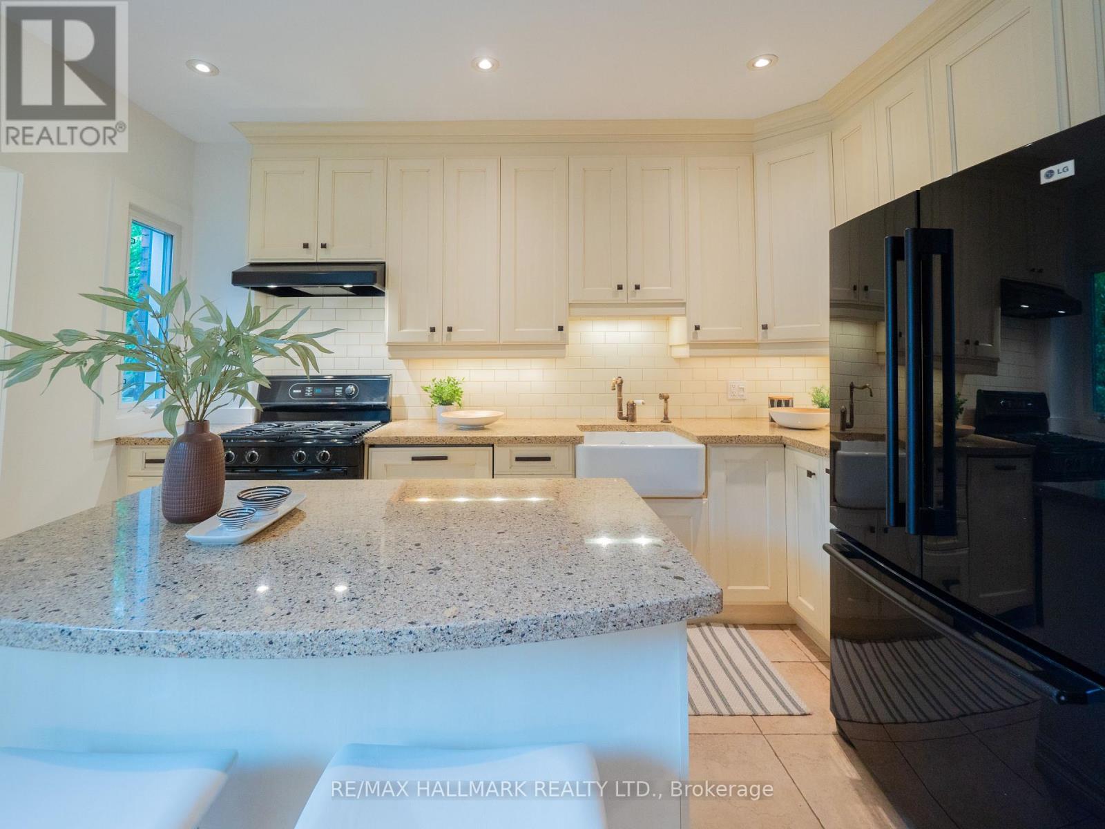77 Mcgee Street, Toronto, Ontario  M4M 2L1 - Photo 16 - E13170836