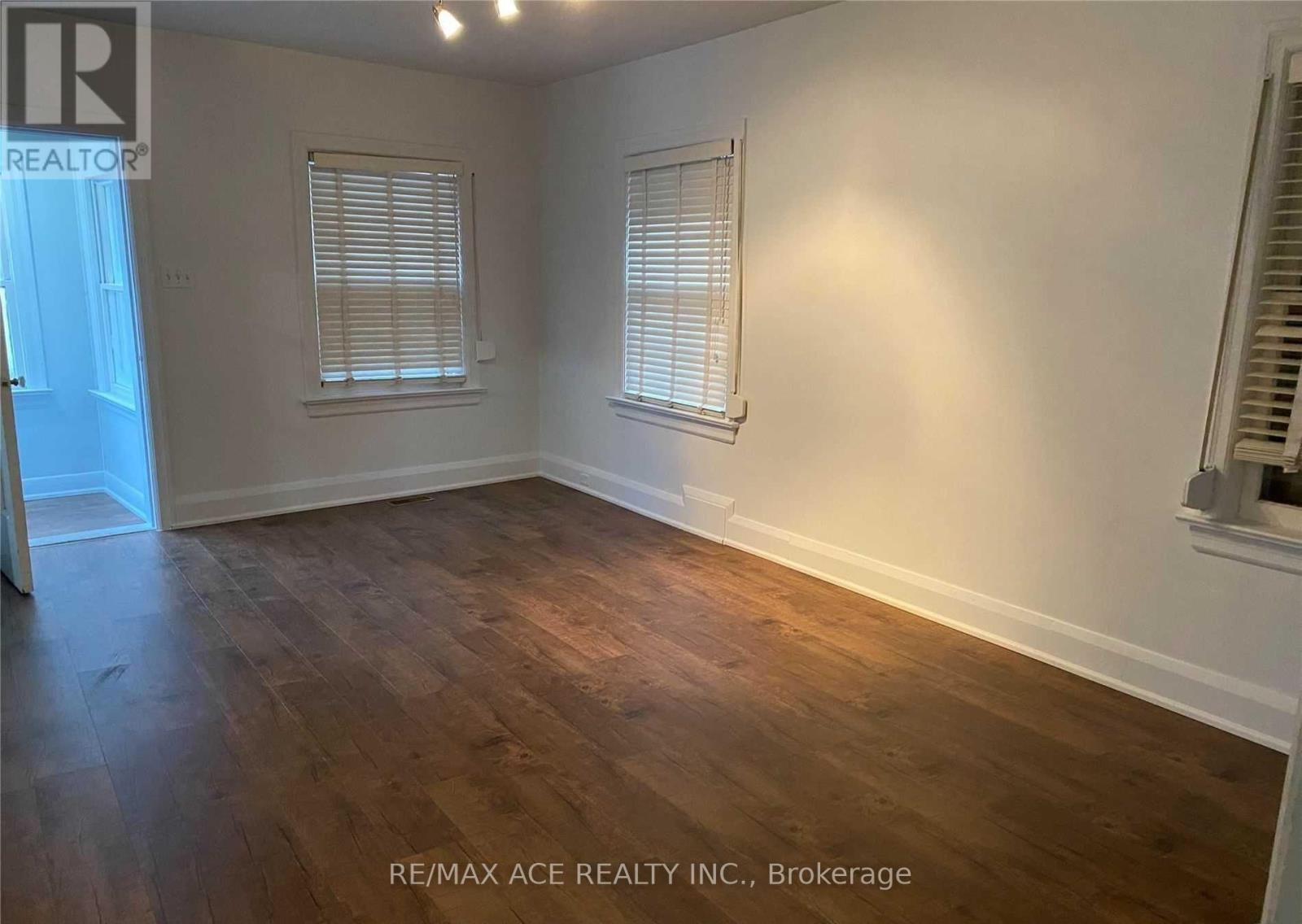 Main - 54 Dale Avenue, Toronto, Ontario  M1J 3J5 - Photo 3 - E13170872