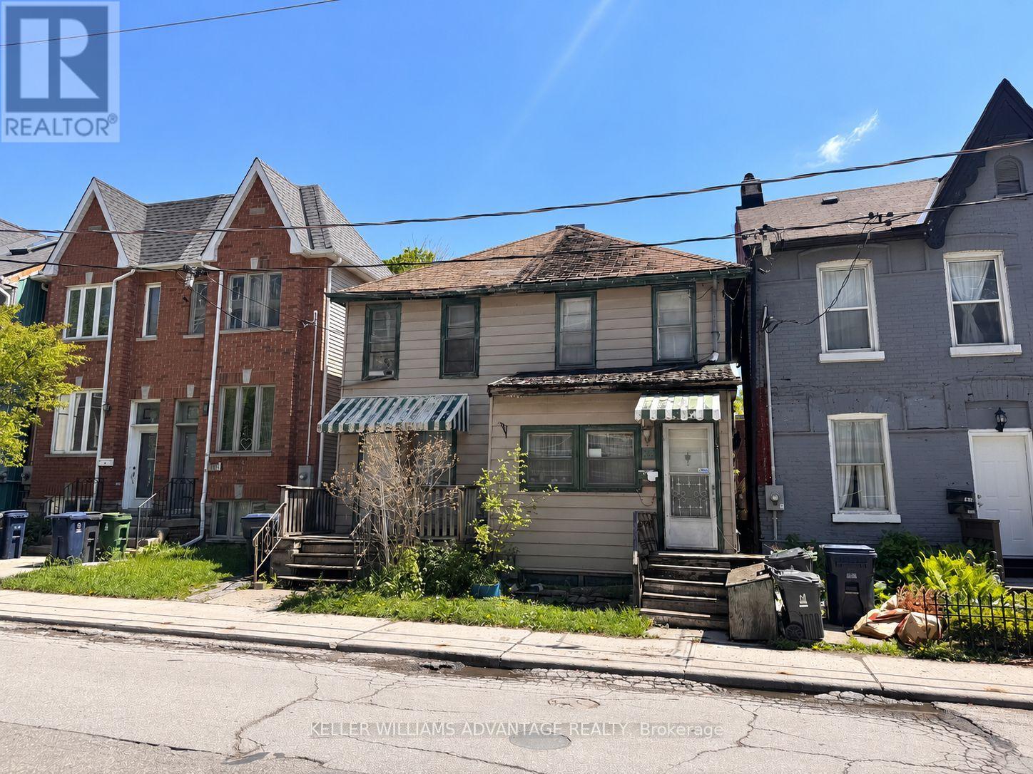 165 Logan Avenue, Toronto, Ontario  M4M 2N2 - Photo 3 - E13170886