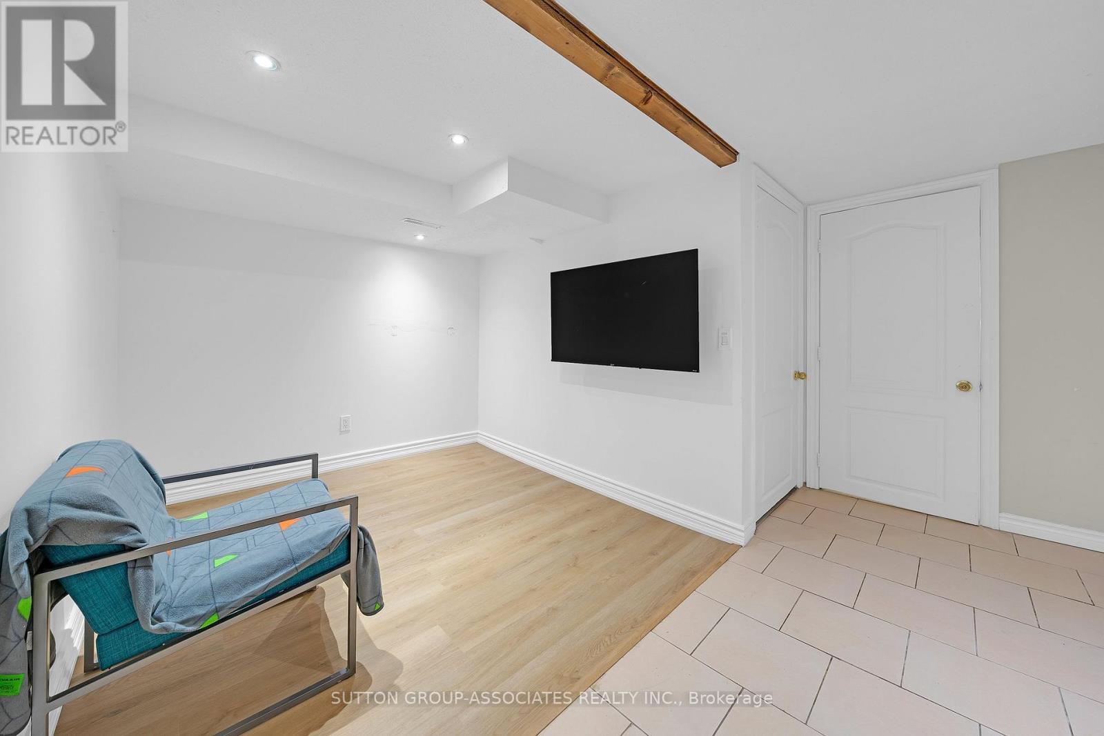 69 Dagmar Avenue, Toronto, Ontario  M4M 1V9 - Photo 24 - E13170974