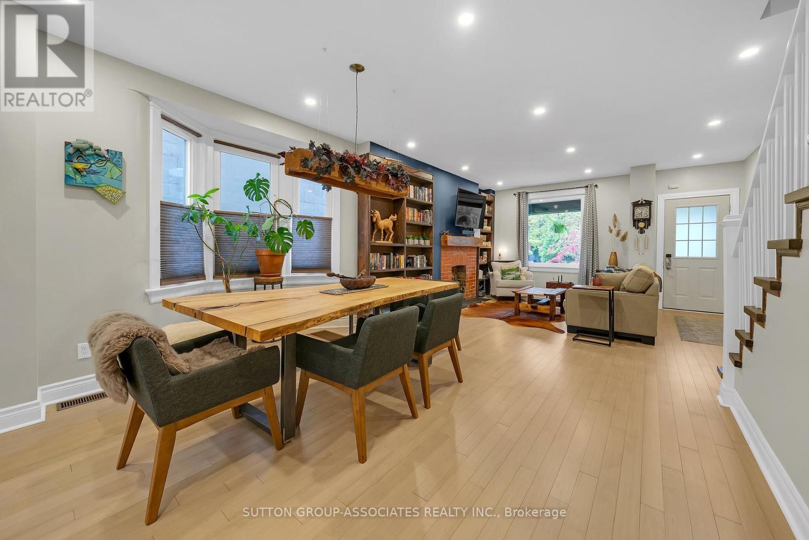 69 Dagmar Avenue, Toronto, Ontario  M4M 1V9 - Photo 3 - E13170974