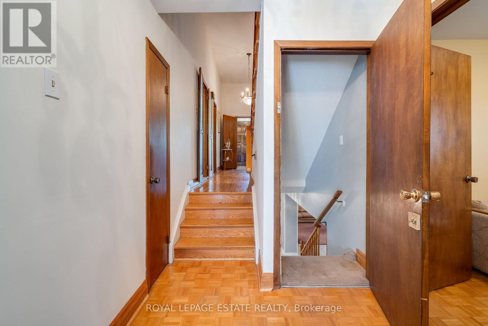 17 Altair Avenue, Toronto, Ontario  M1W 2R1 - Photo 16 - E13171032