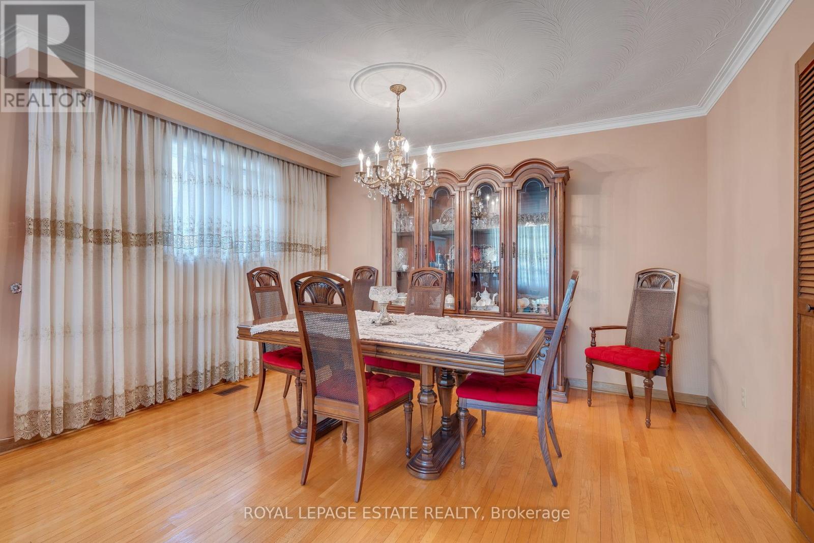 17 Altair Avenue, Toronto, Ontario  M1W 2R1 - Photo 6 - E13171032