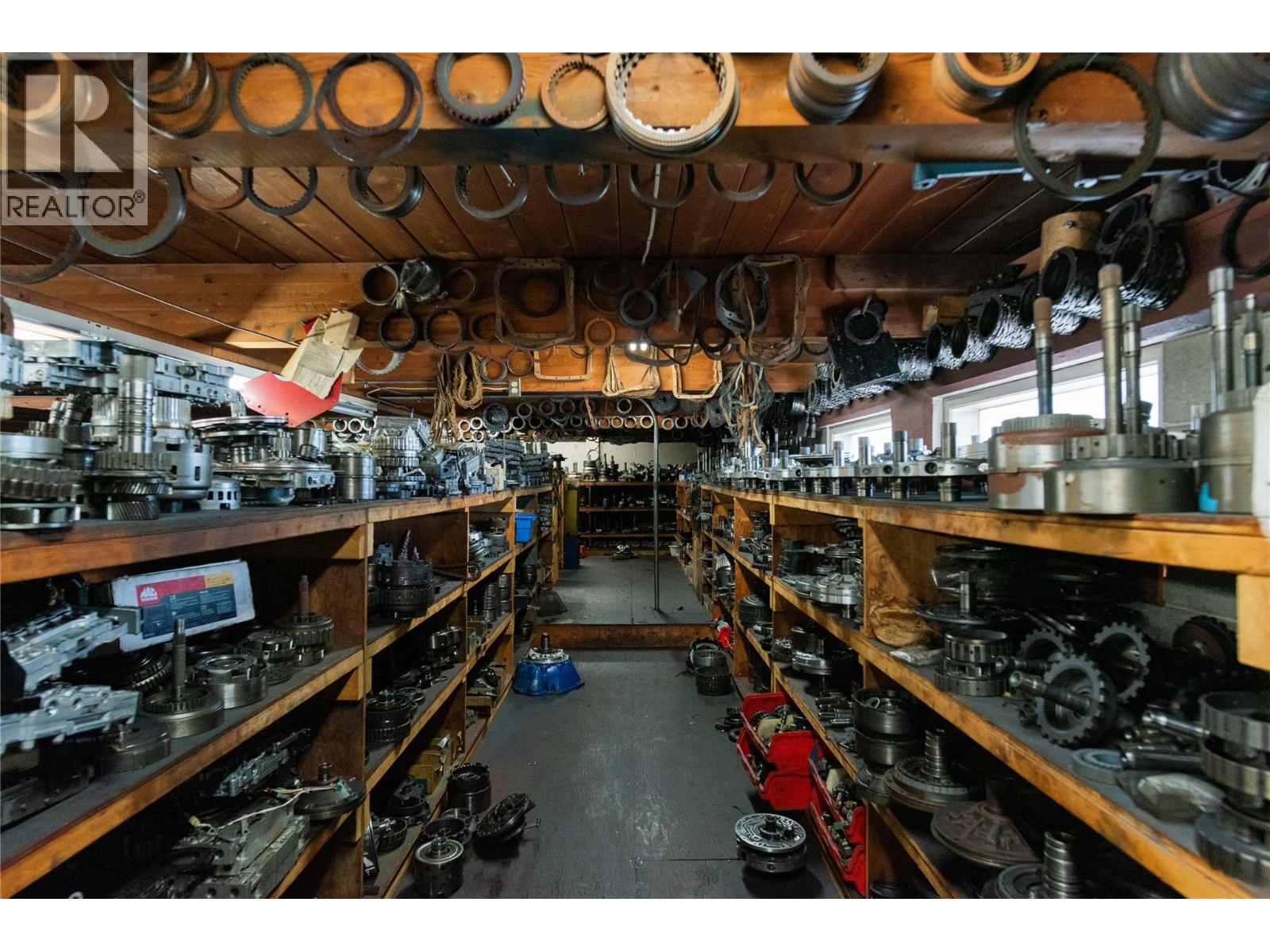 2865 B And 2929 Highway Drive, Trail, British Columbia  V1R 2T2 - Photo 44 - 10344222
