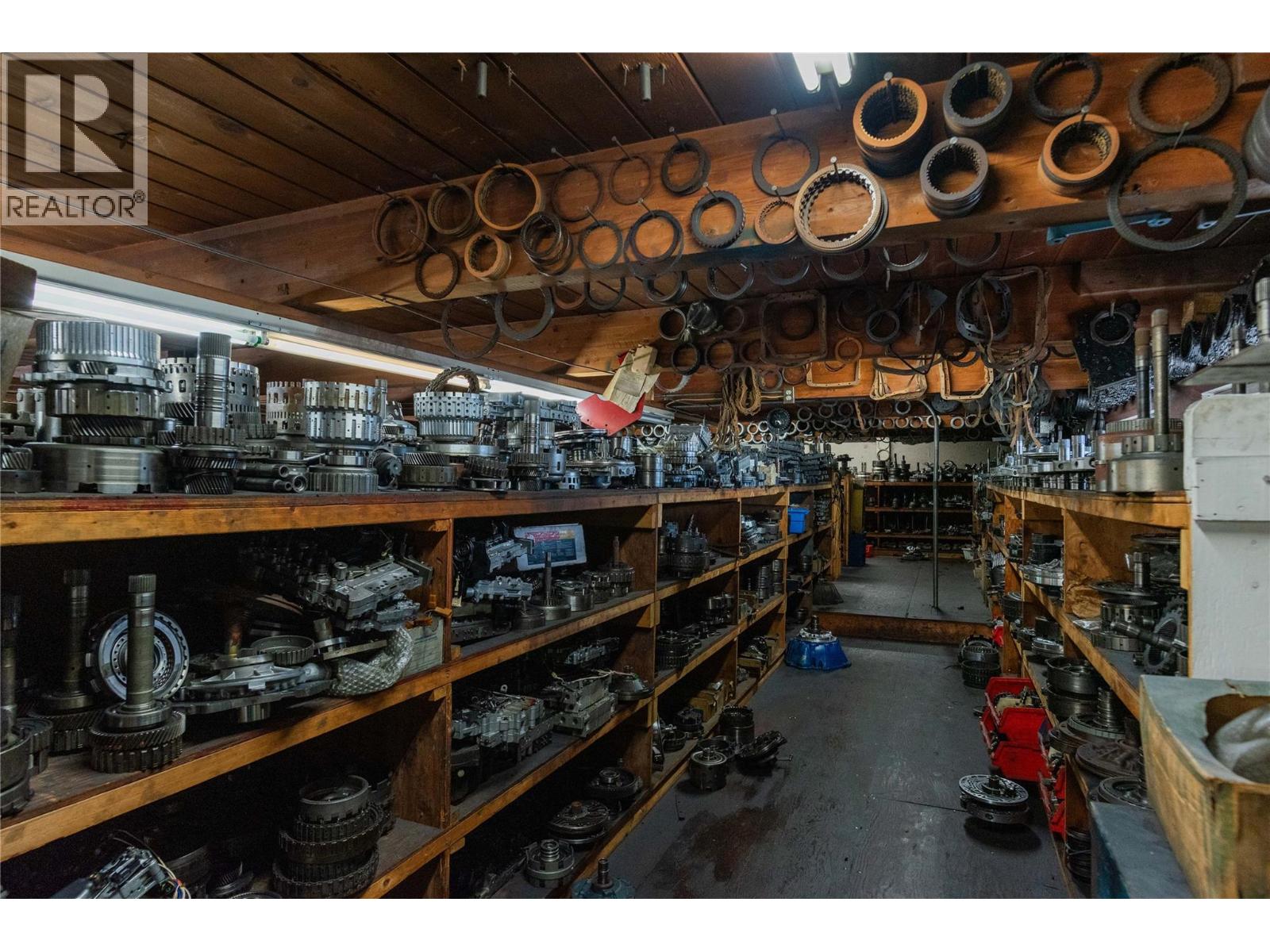 2865 B And 2929 Highway Drive, Trail, British Columbia  V1R 2T2 - Photo 43 - 10344222