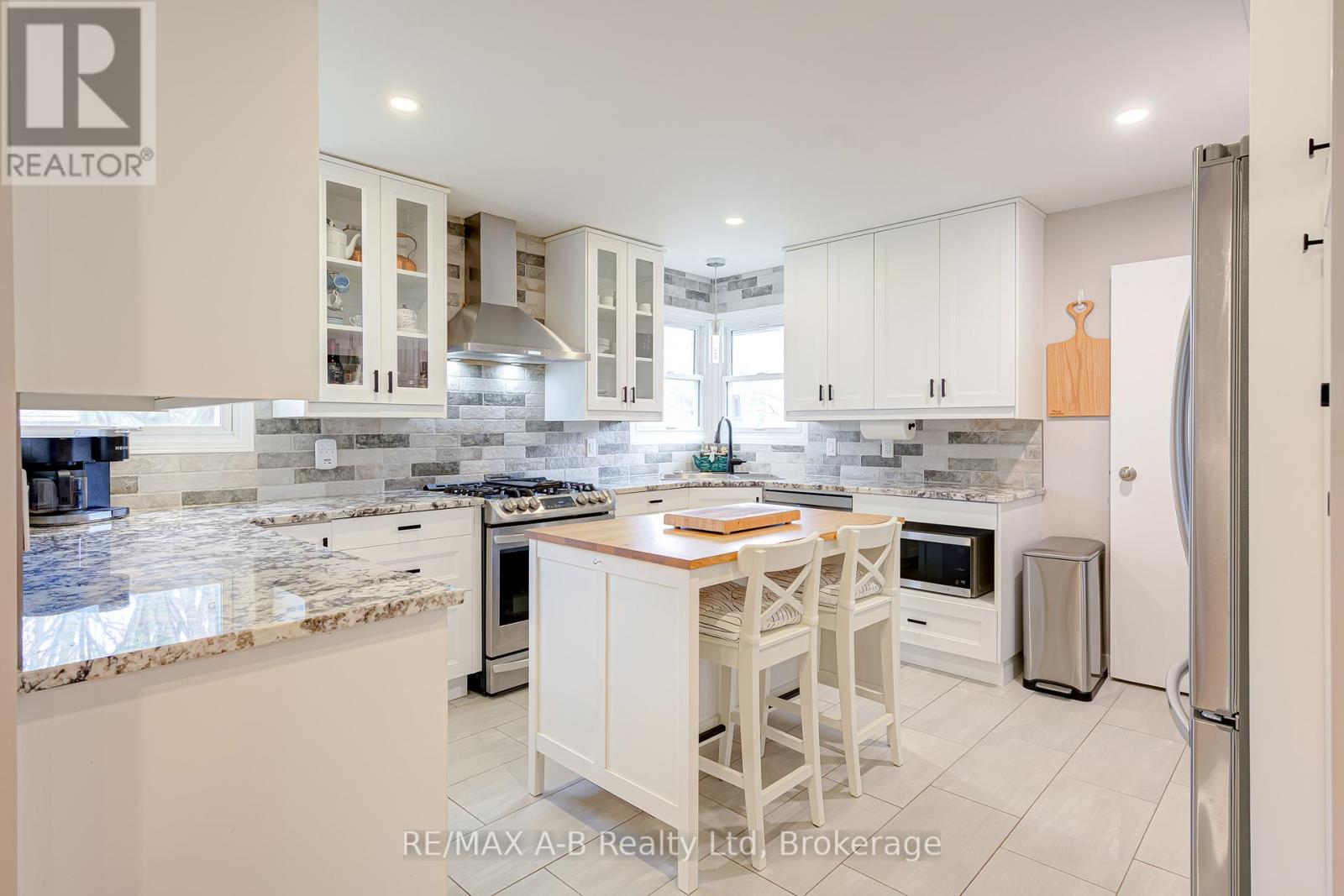 50 Albert Street, West Perth, Ontario  N0K 1N0 - Photo 7 - X12999904