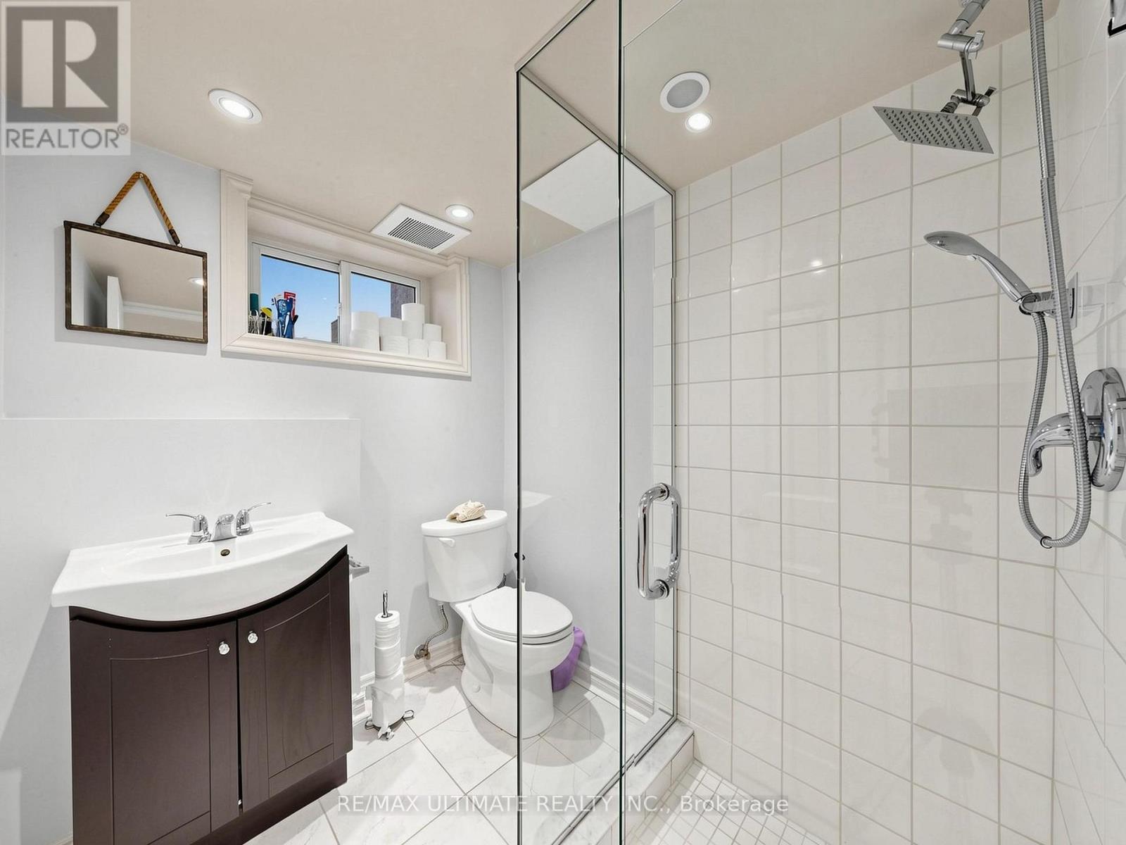 35 Blackthorn Avenue, Toronto, Ontario  M6N 3H4 - Photo 32 - W13120942