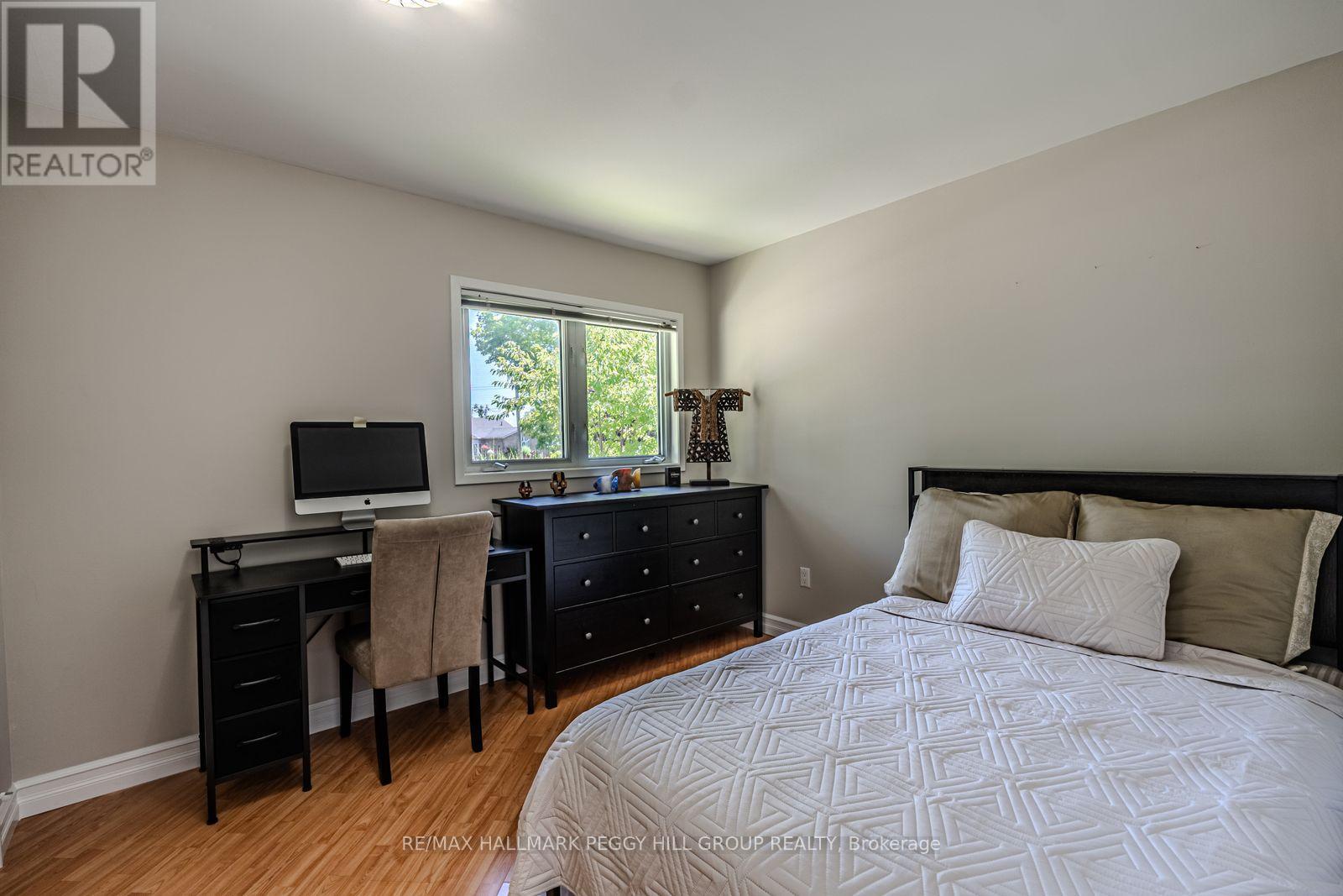 2582 Leonard Street, Innisfil, Ontario  L9S 3T9 - Photo 11 - N13170736