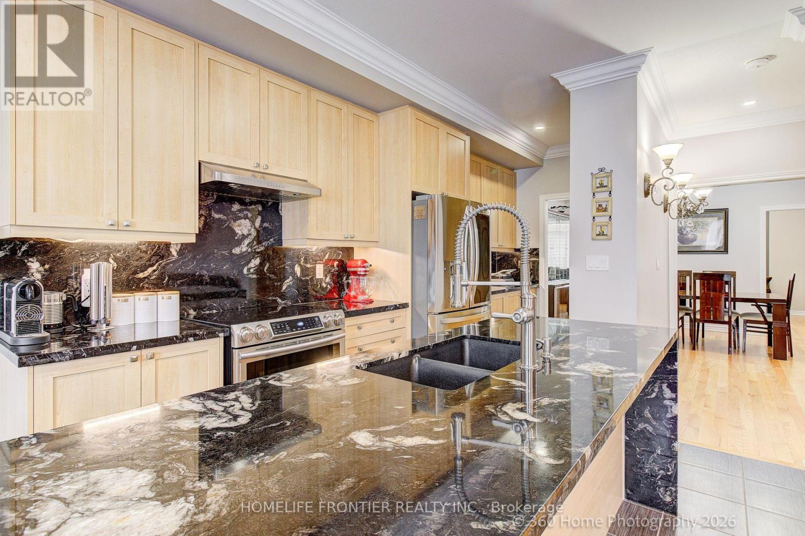 175 Beechborough Crescent, East Gwillimbury, Ontario  L9N 0P1 - Photo 13 - N13170762
