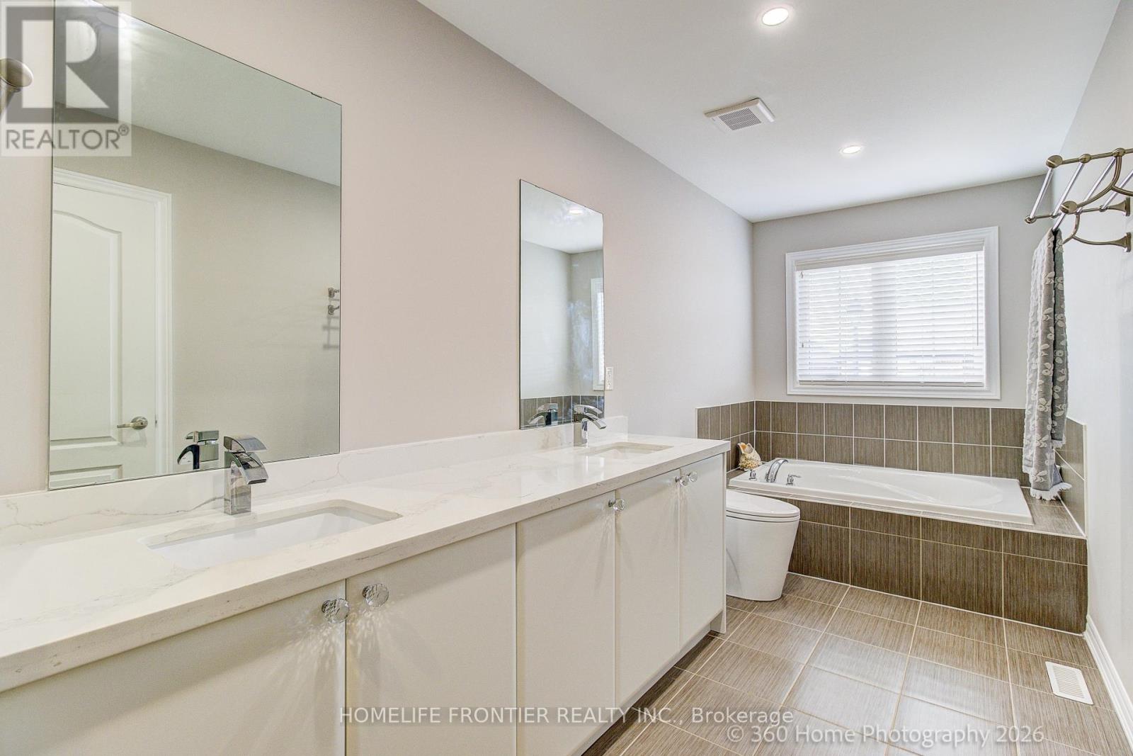 175 Beechborough Crescent, East Gwillimbury, Ontario  L9N 0P1 - Photo 19 - N13170762