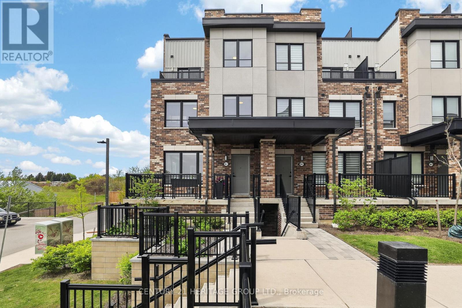 1 - 50 Baynes Way, Bradford West Gwillimbury (Bradford), Ontario  L3Z 4M4 - Photo 2 - N13170786