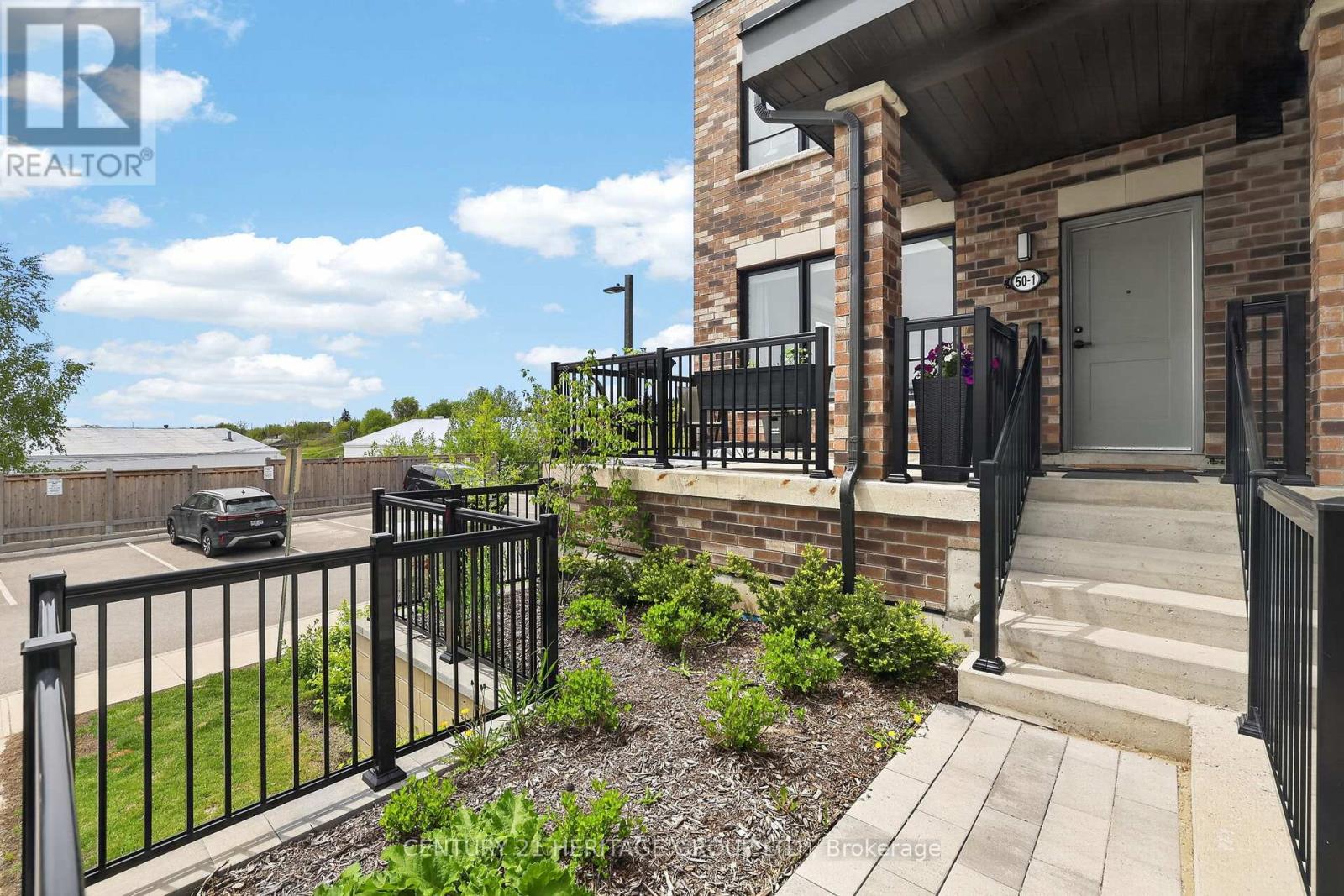 1 - 50 Baynes Way, Bradford West Gwillimbury (Bradford), Ontario  L3Z 4M4 - Photo 3 - N13170786