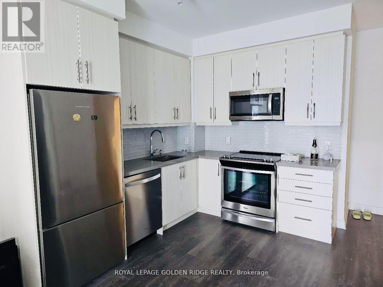 1410 - 85 Oneida Crescent, Richmond Hill, Ontario  L4B 0A6 - Photo 3 - N13170946