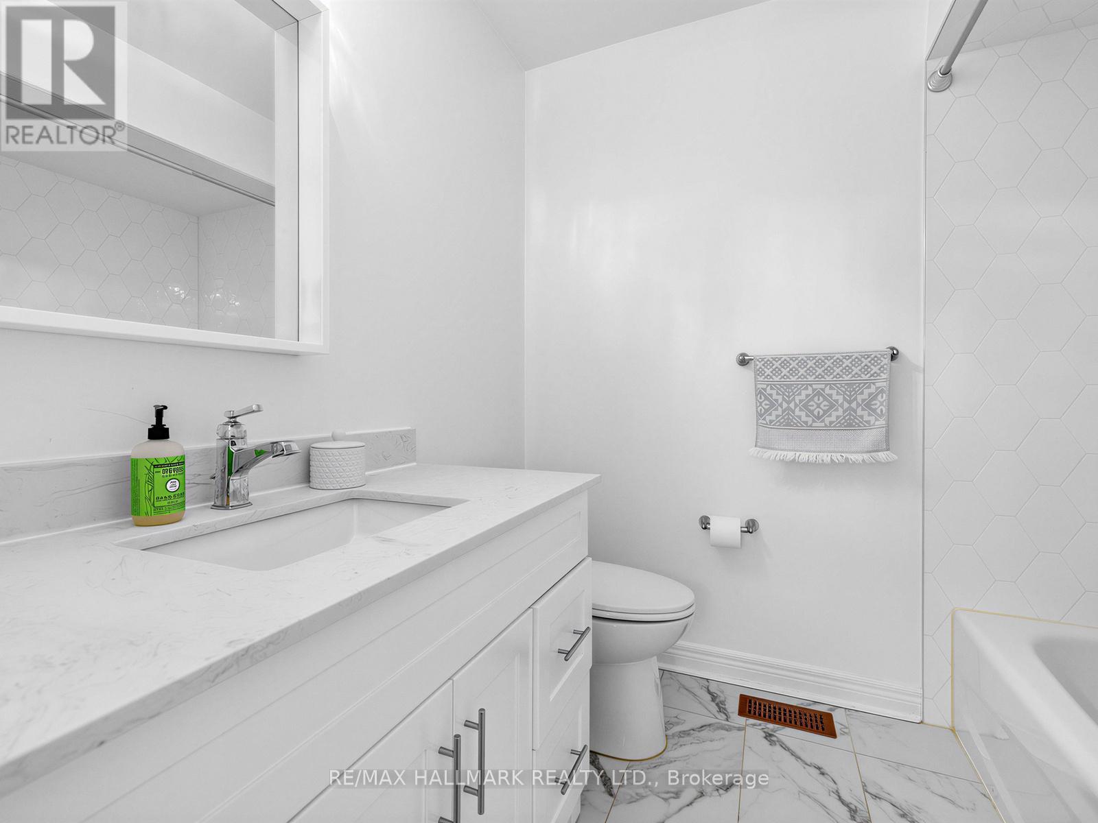 92 Maple Sugar Lane, Vaughan, Ontario  L4J 8S9 - Photo 18 - N13171000
