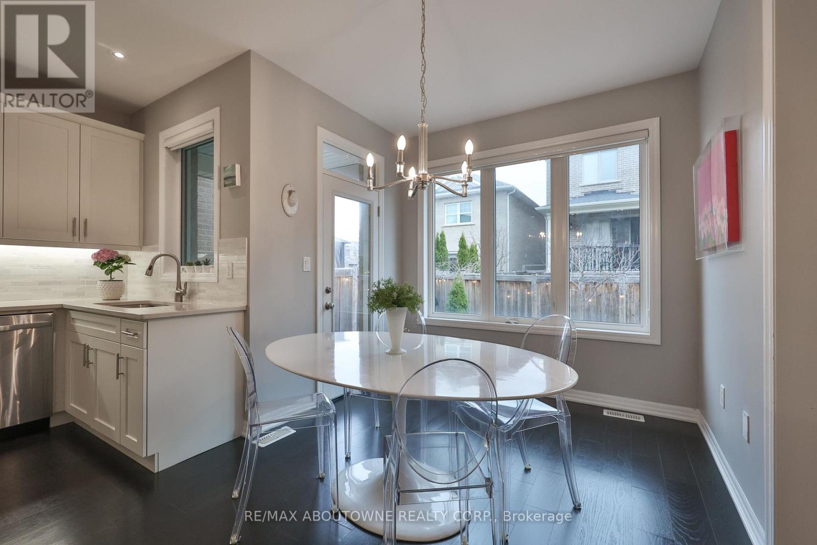3205 Violet Gardens, Oakville, Ontario  L6M 1L5 - Photo 16 - W13170818