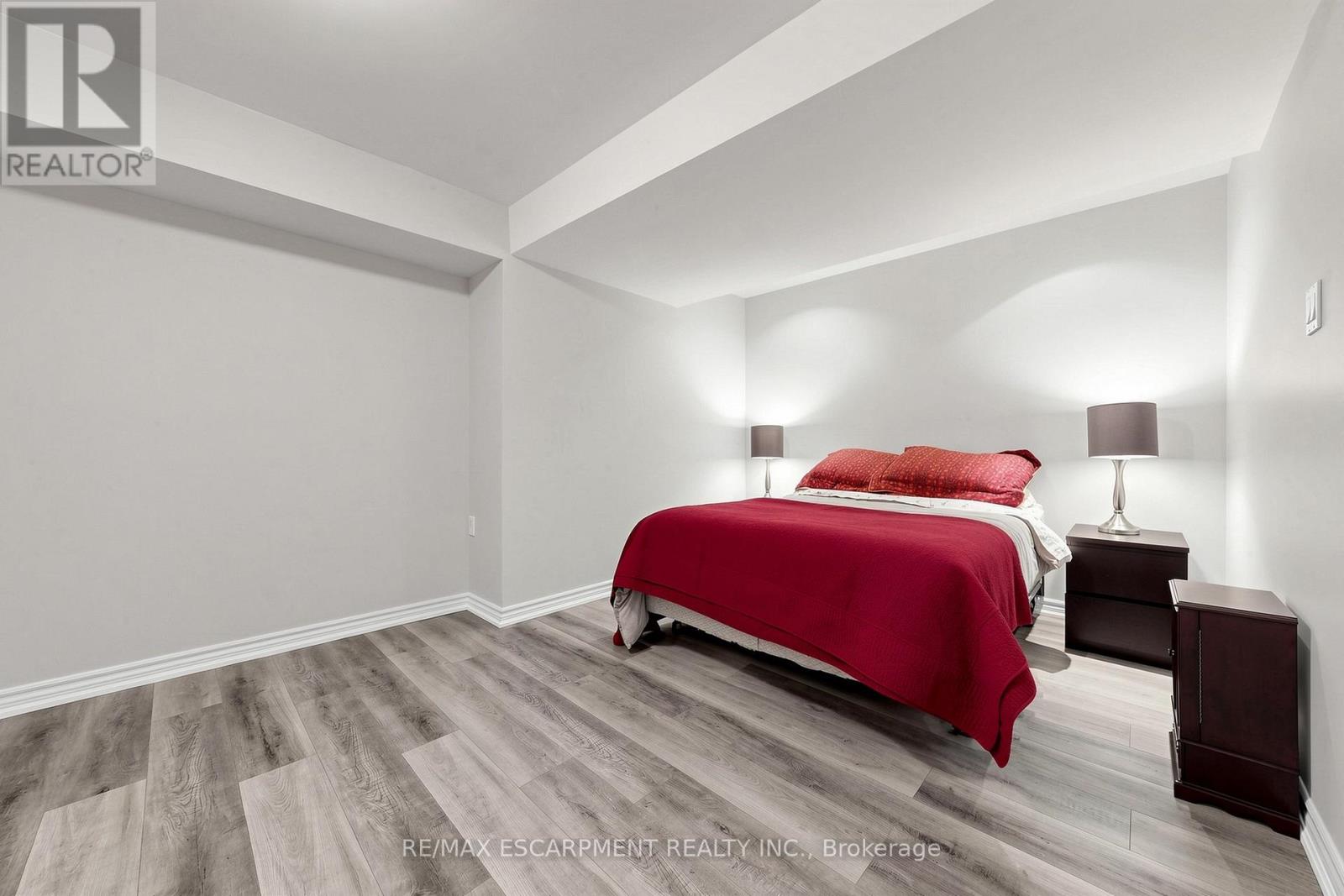 4176 Saunders Crescent, Burlington, Ontario  L7M 0B3 - Photo 37 - W13170870