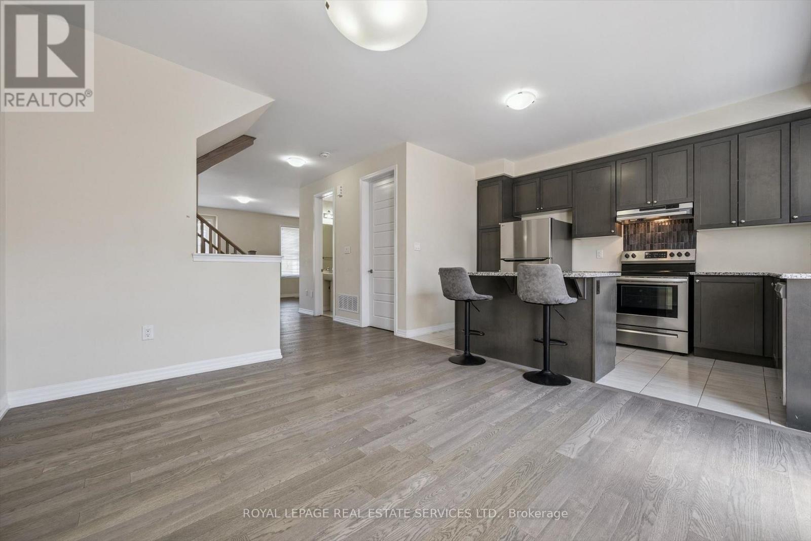 3344 Carding Mill Trail, Oakville, Ontario  L6M 1R6 - Photo 9 - W13170918