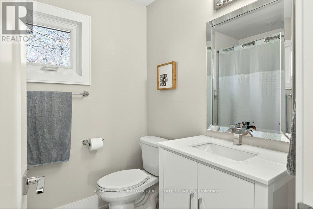 1078 Augustus Drive, Burlington, Ontario  L7S 2L1 - Photo 37 - W13170996