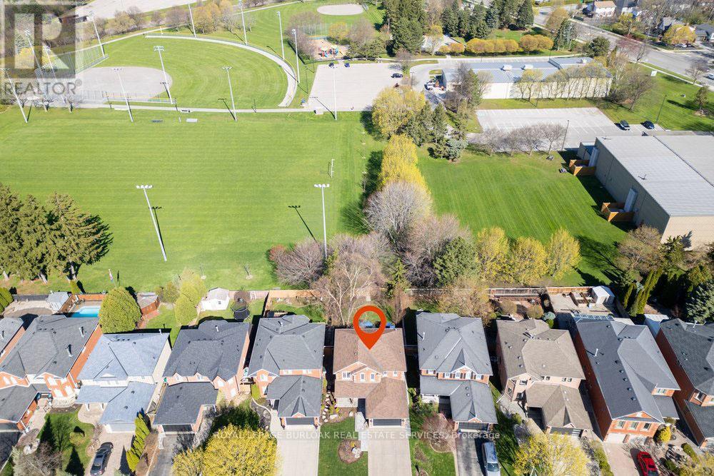 1078 Augustus Drive, Burlington, Ontario  L7S 2L1 - Photo 48 - W13170996