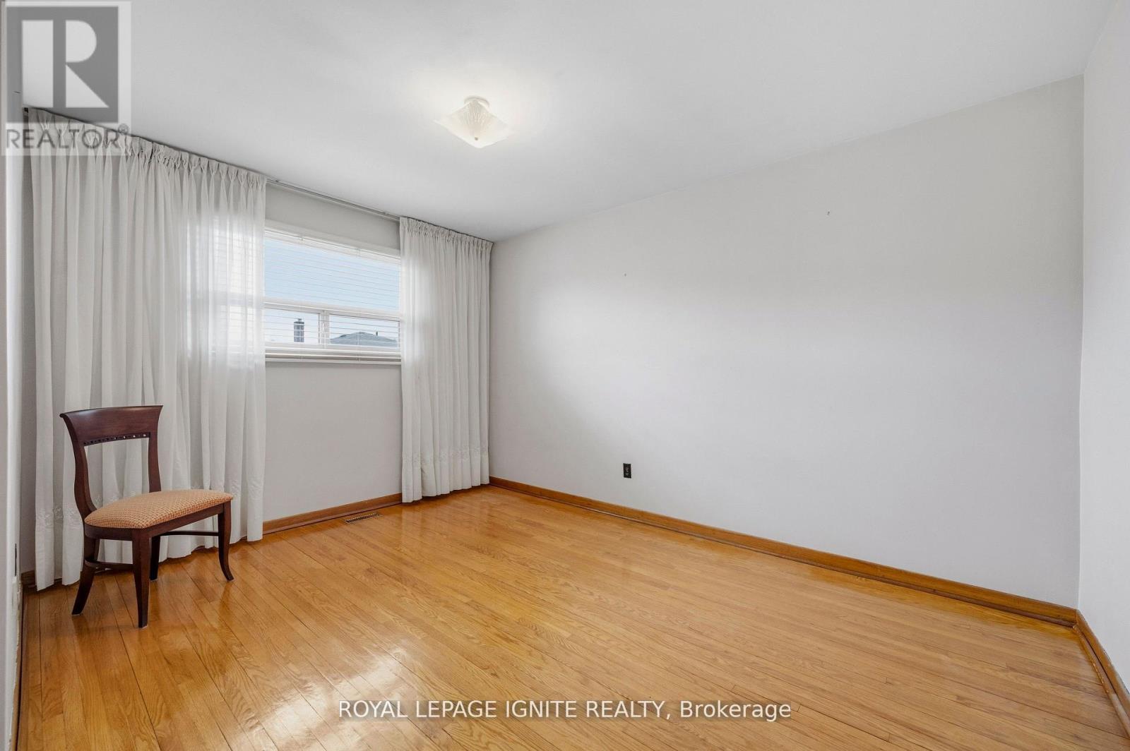 3746 Teeswater Road, Mississauga, Ontario  L4T 2A4 - Photo 21 - W13171020