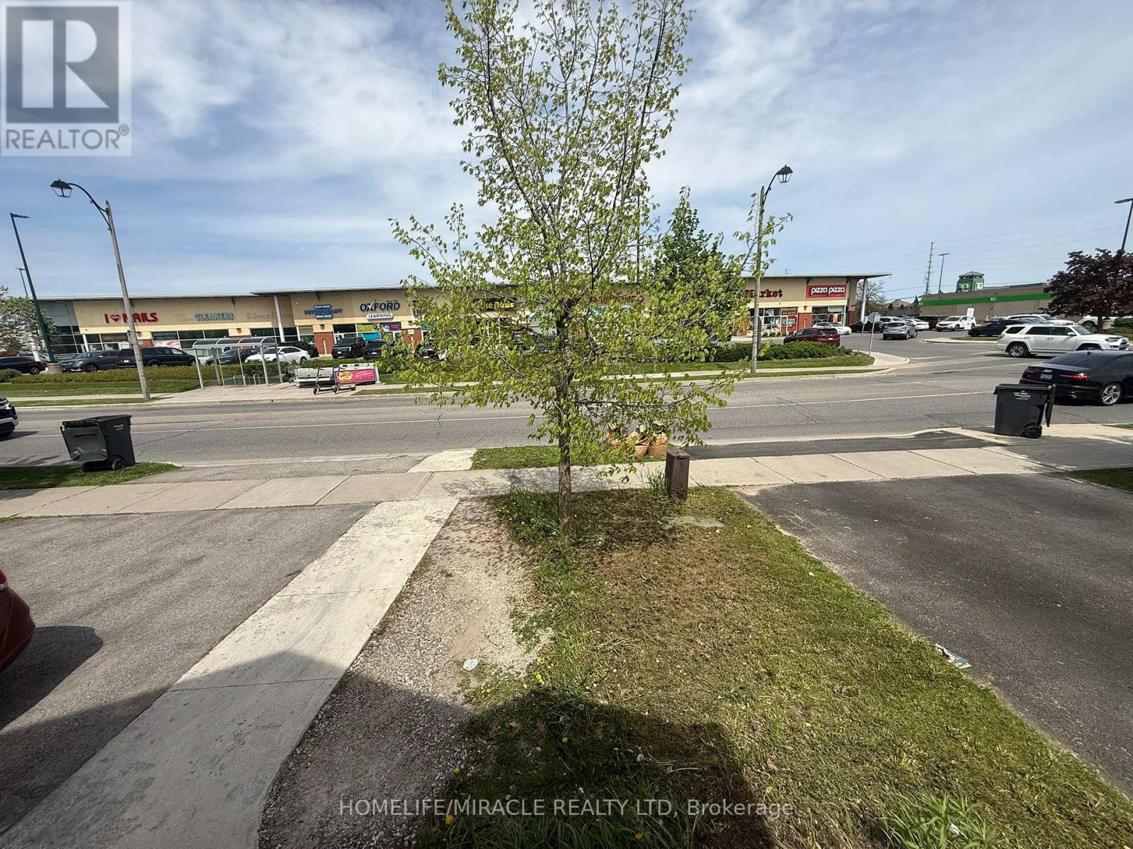 Main - 12 Worthington Avenue, Brampton, Ontario  L7A 1M9 - Photo 14 - W13171024