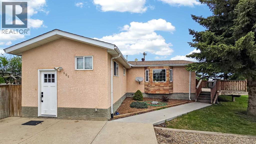 605 2 Street S, Grassy Lake, Alberta  T0K 0Z0 - Photo 1 - A2313190