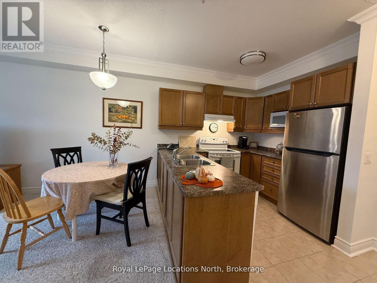 303 - 91 Raglan Street, Collingwood, Ontario  L9Y 4V3 - Photo 2 - S12816448
