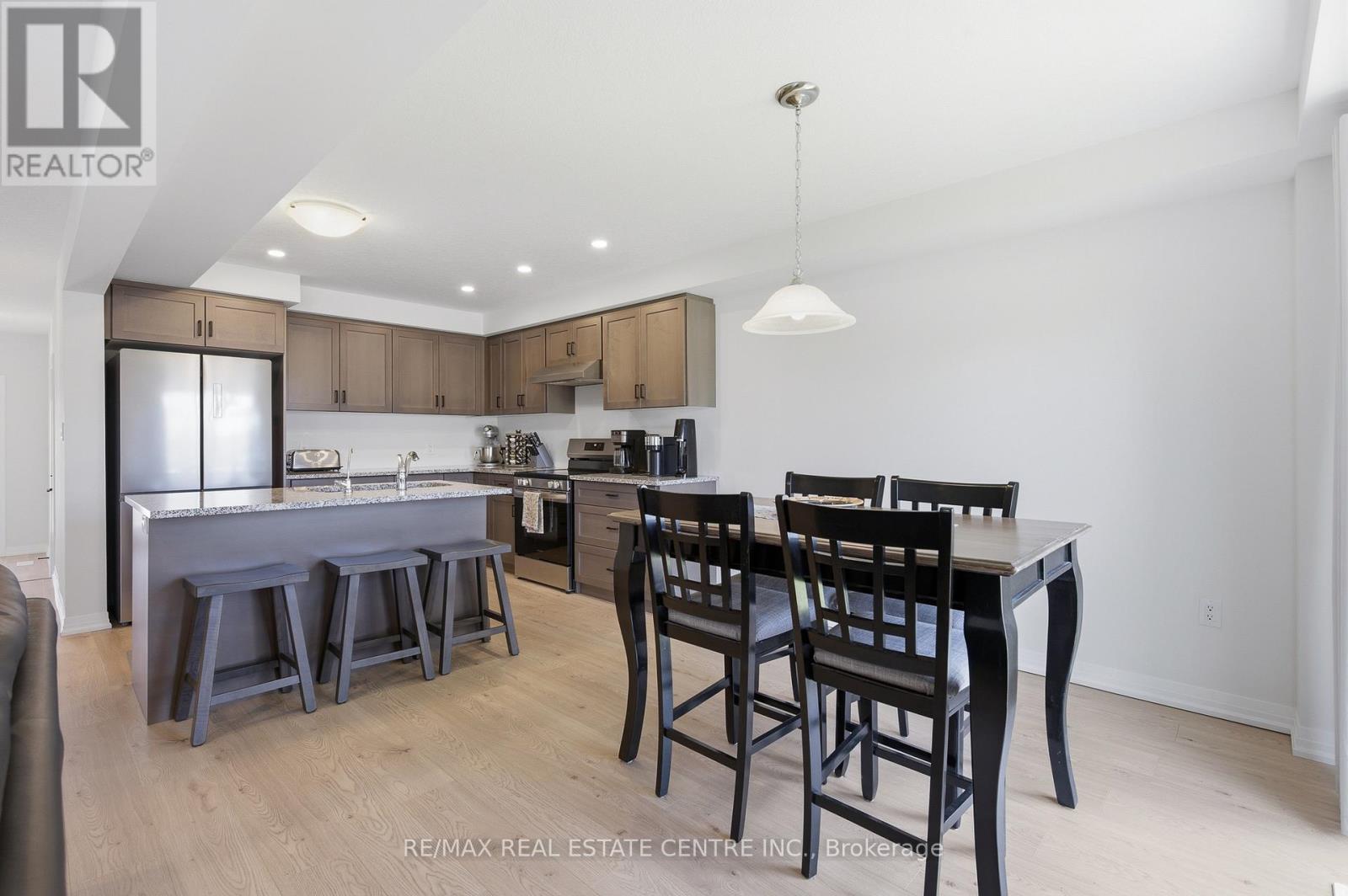 45 Bastien Street, Cambridge, Ontario  N1R 5S2 - Photo 12 - X13170988
