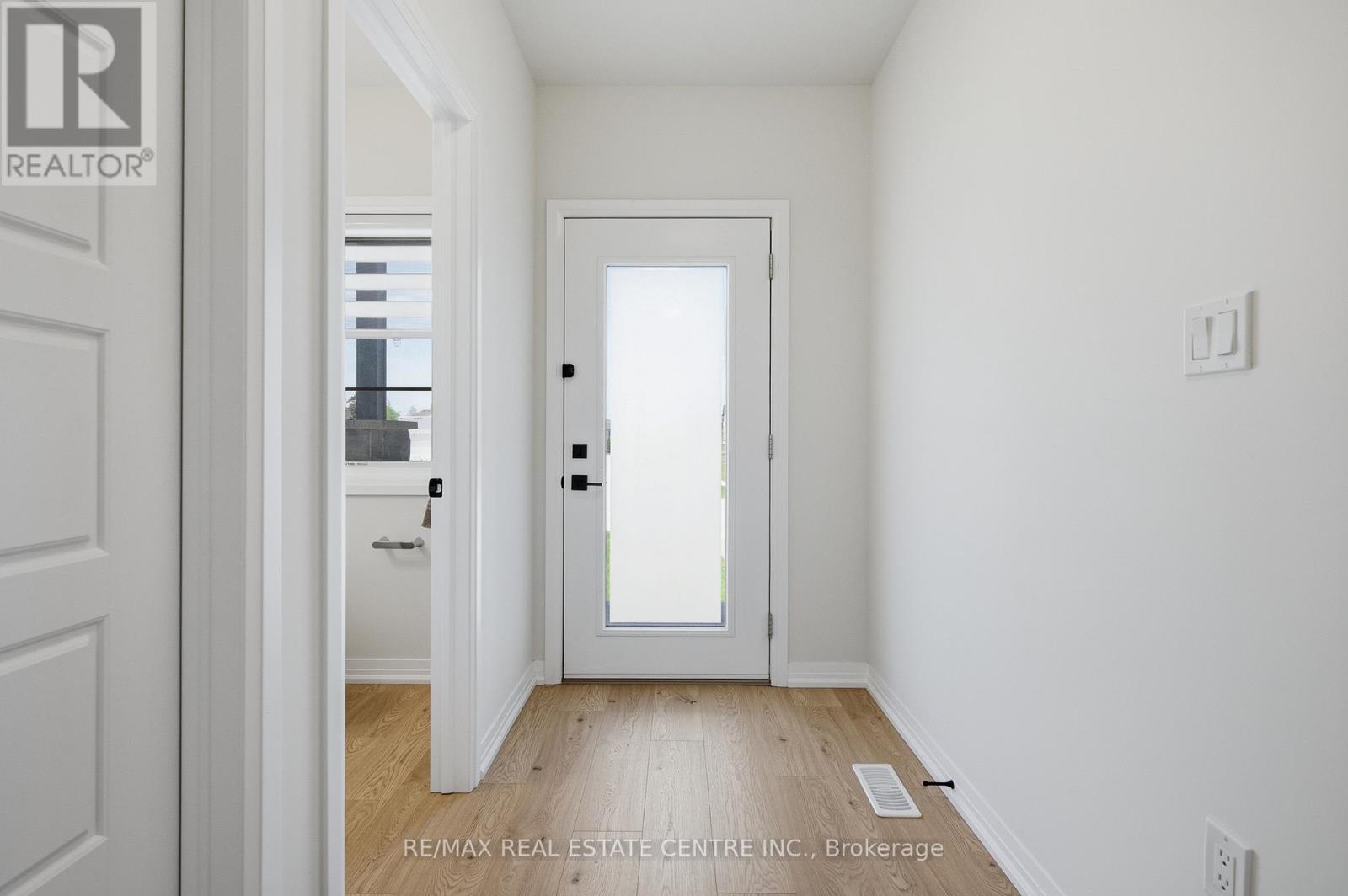 45 Bastien Street, Cambridge, Ontario  N1R 5S2 - Photo 4 - X13170988