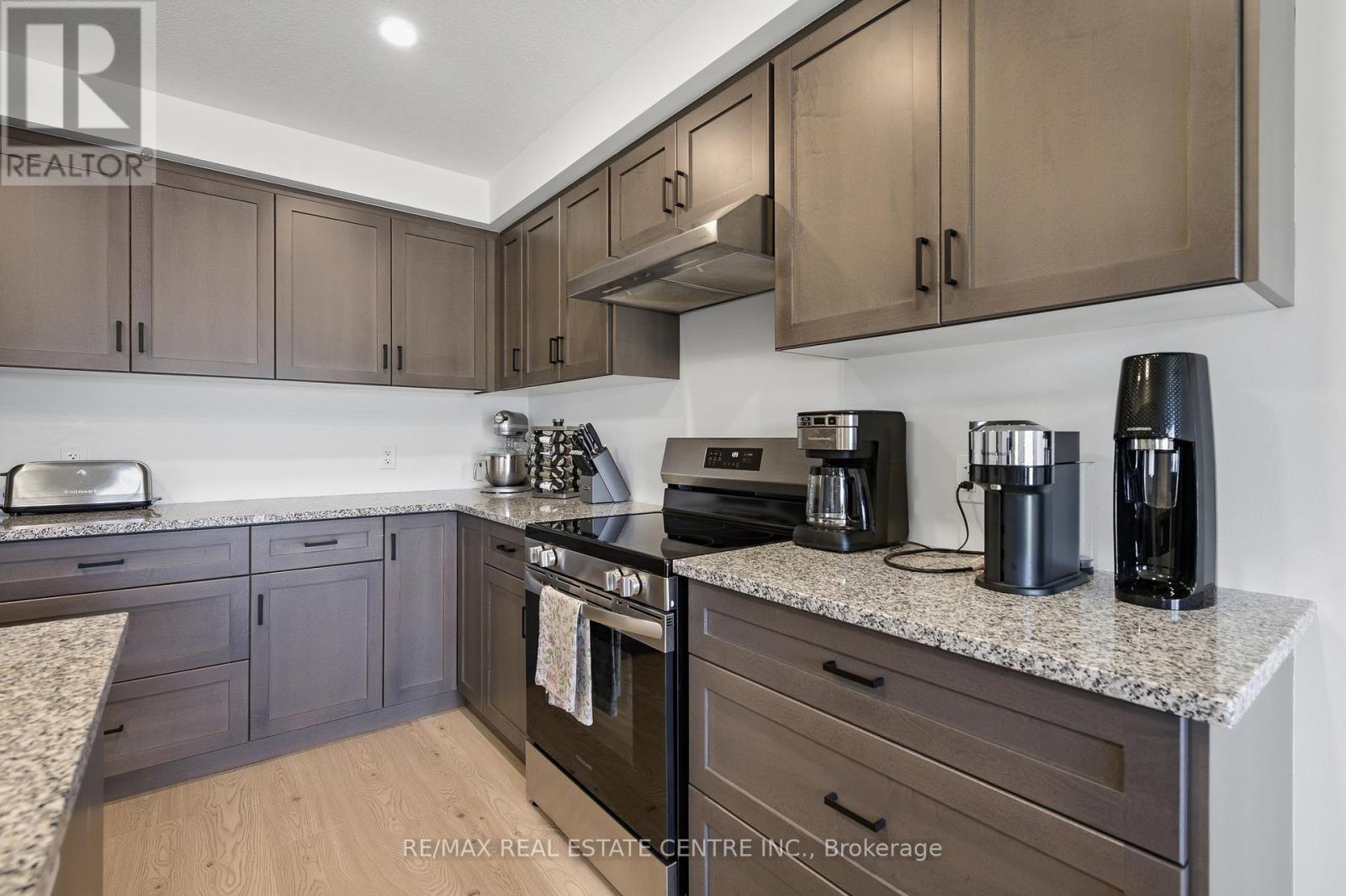 45 Bastien Street, Cambridge, Ontario  N1R 5S2 - Photo 9 - X13170988